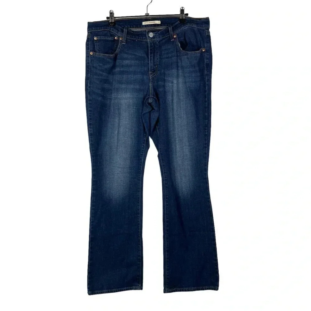 Levi's 415 Blue Wash Relaxed Bootcut Jeans 31